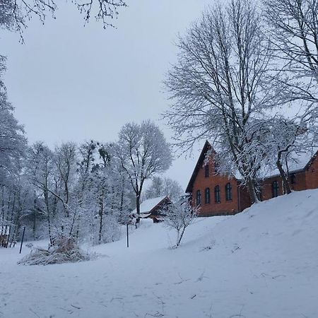 Czarna Jachta - Na Szlaku Legend - - - - - Pokoje Nad Jeziorem Круклянки Экстерьер фото