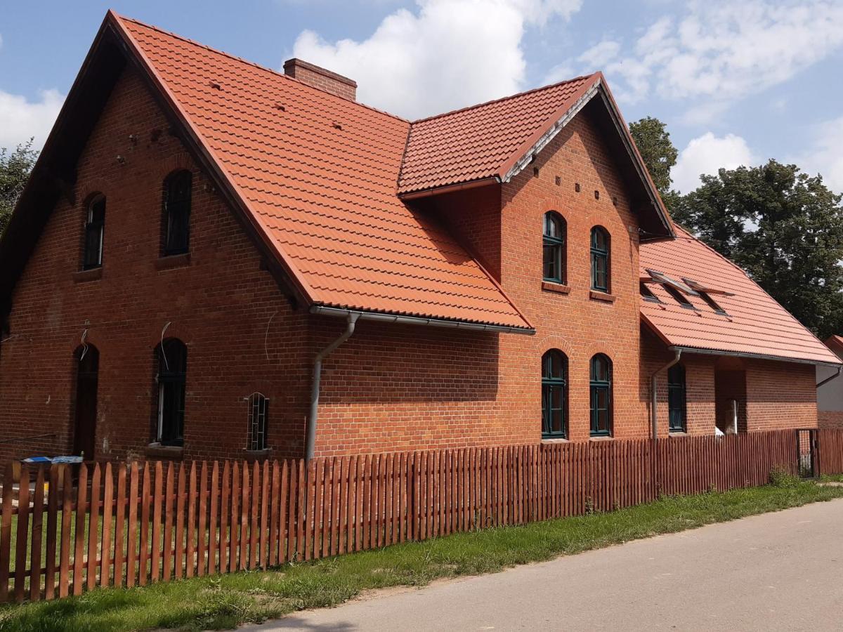 Czarna Jachta - Na Szlaku Legend - - - - - Pokoje Nad Jeziorem Круклянки Экстерьер фото